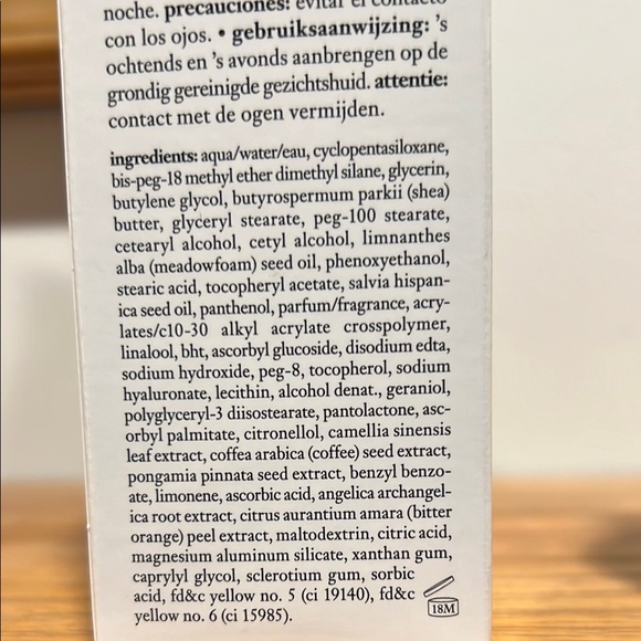 Philosophy Purity Made Simple Moisturizer - Yellow - Picture 6 of 10